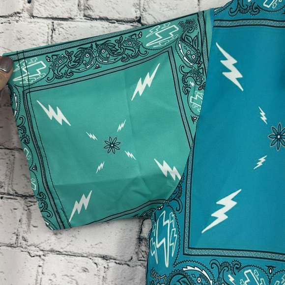 SOLE BOY Lightweight Bandana Patchwork S/S Button Up Shirt SMALL Blue/Green EUC! - Picture 3 of 6